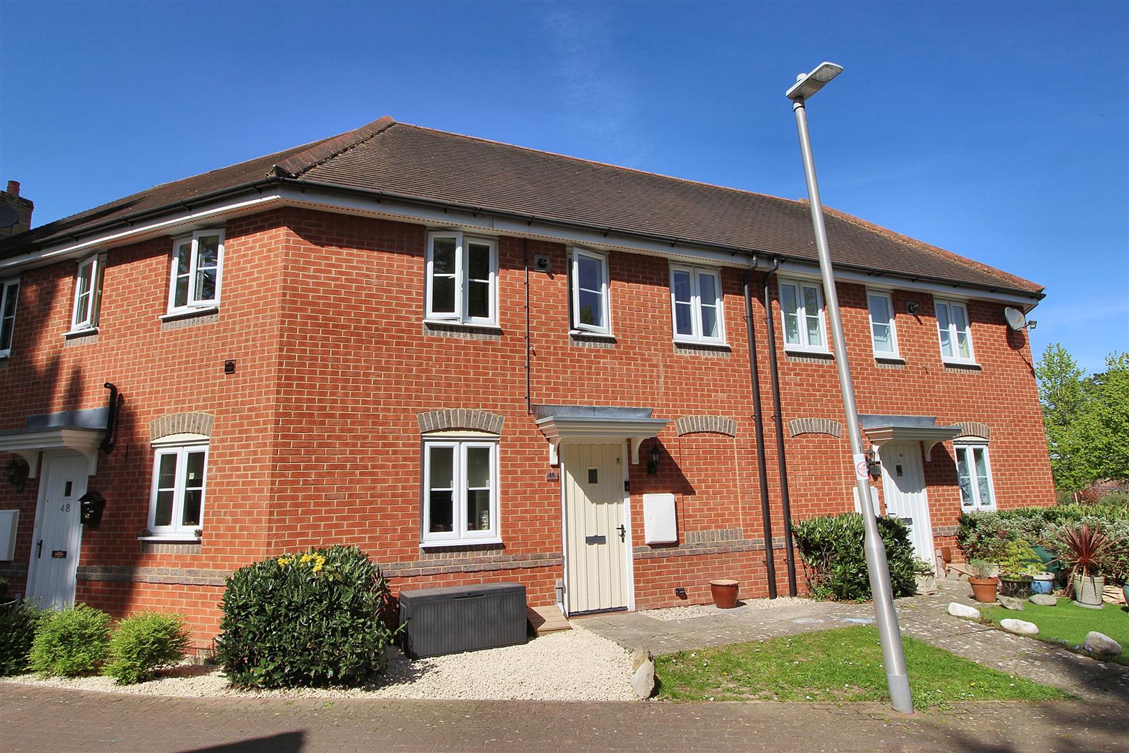 3 bed property in Horsecroft Way, Reading